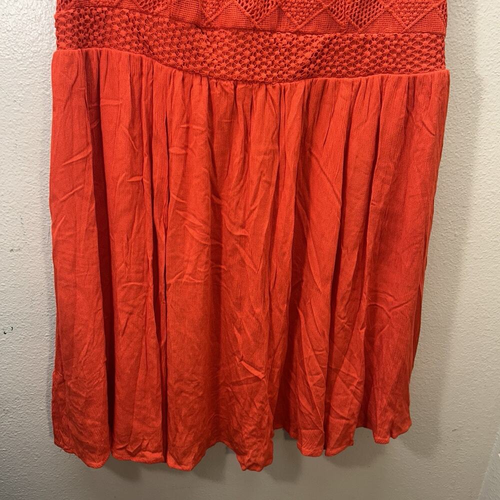 Plus Size Red Lace Bodice Sleeveless Dress - Picture 6 of 8